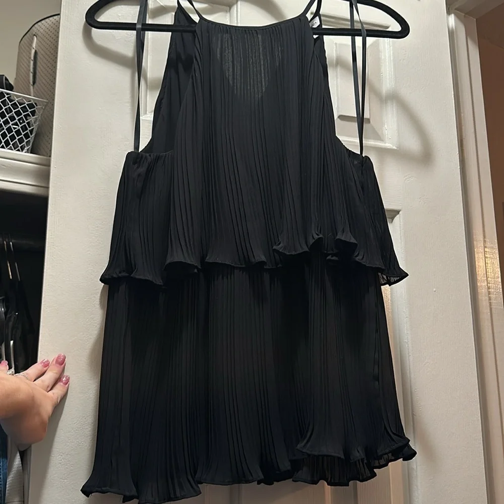 Top - Picture 1 of 3